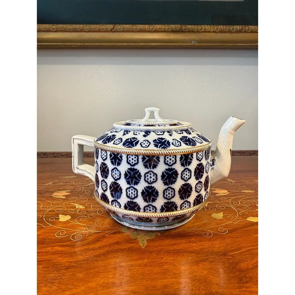 The Unbranded Brand antique english